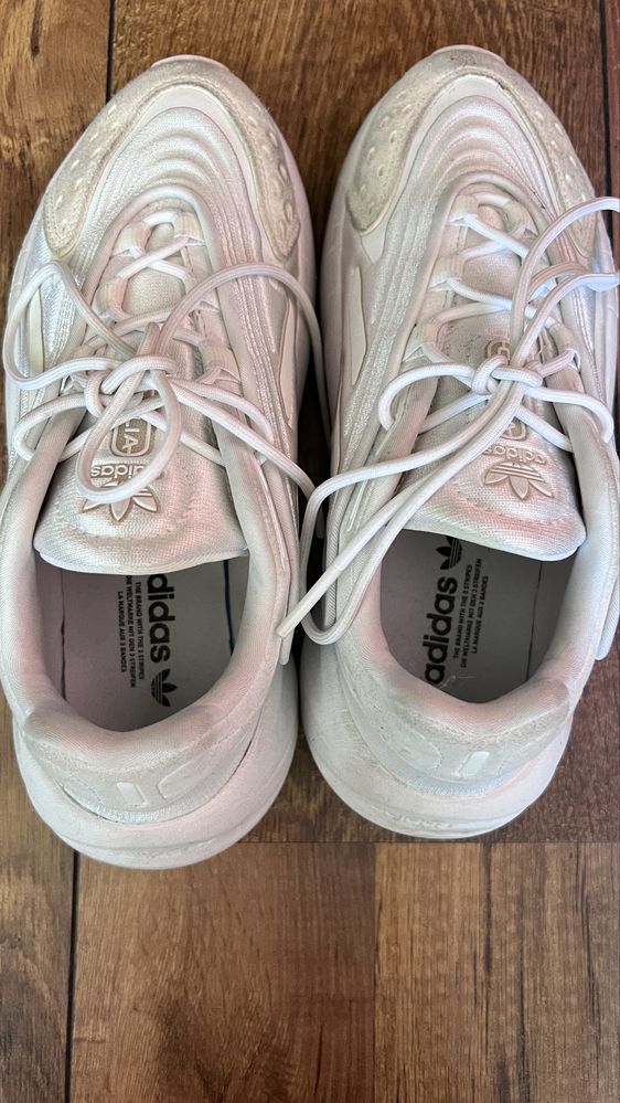 Adidas Ozelia, EU 37.5