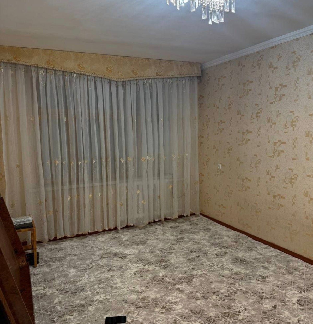 Mirzo Ulugʻbekda arzon narxda 3 xonali kvartira arendaga beriladi