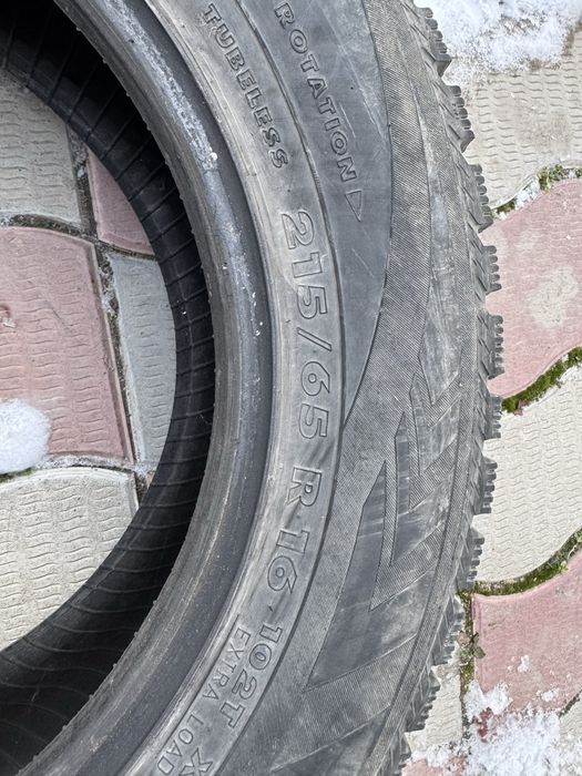 Зимние шины 215/65/R16 б/у