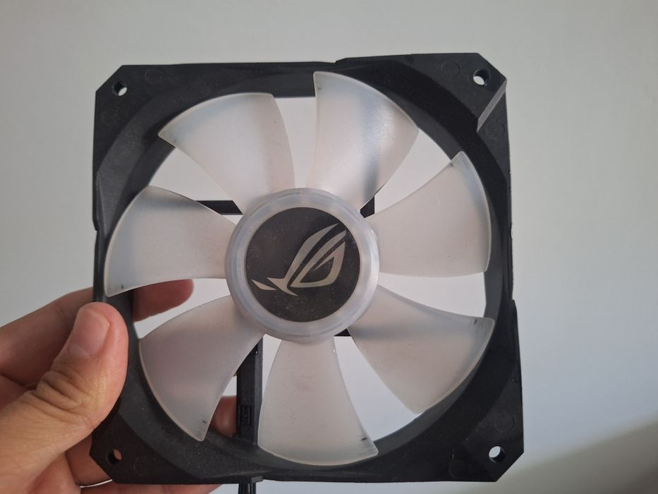 Rog ryou model 12 rgb вентилятор кулер