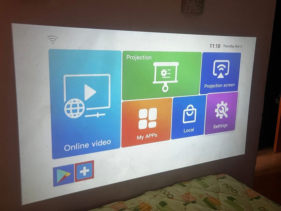 Videoproiector, usor de transportat, la tara, la chaping, etc. 400 lei