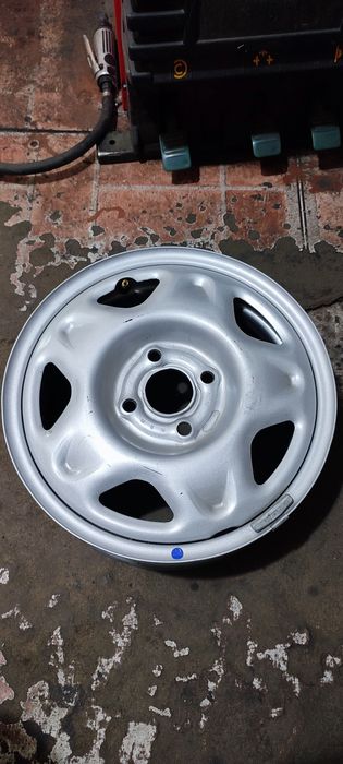 Spark radnoy 1 ta diska sotiladi