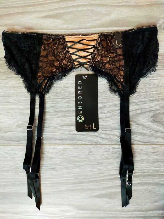 Modele diverse cu dantela