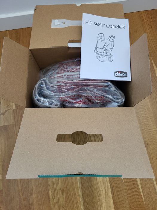 Marsupiul  Chicco Hip Seat Carrier 3 în 1, 0+