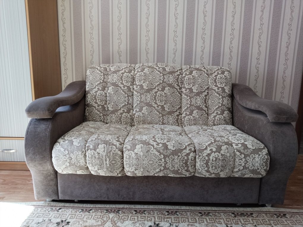 Продам диван Аккорд