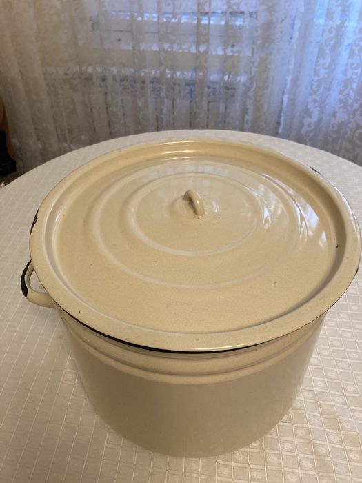 Кострюля эмплированная, Российская, 25л.