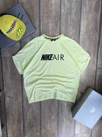 Tricou nike air.