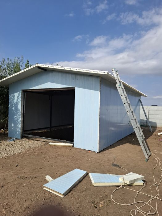 Vând și execut garaje orice model nu este clientul