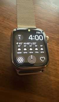 Apple Watch 7 Stainless Gold