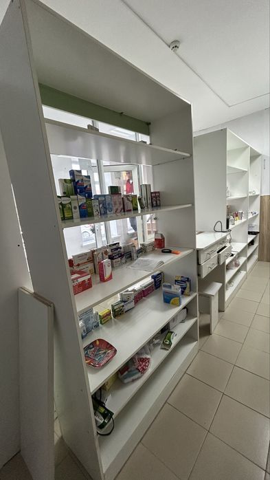 Шкафы для торговли