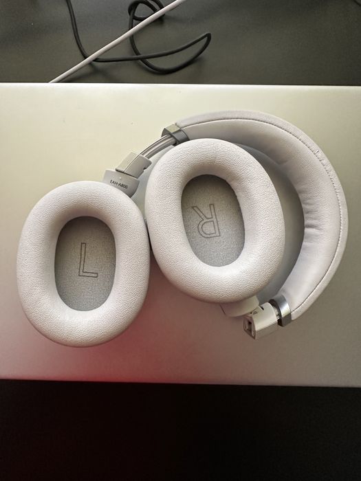 Casti Technics EAH-A800