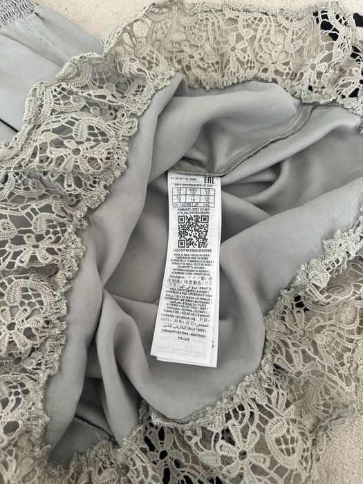 Детска памучна рокля с дантела на Guess за момиче