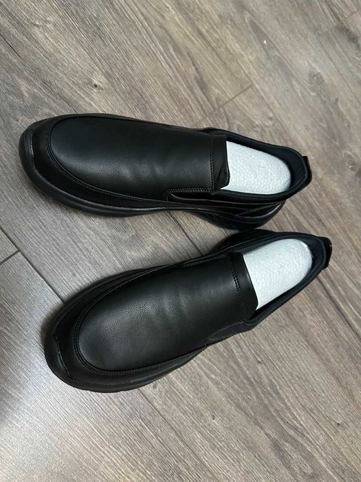 мужские новые кожаные туфли