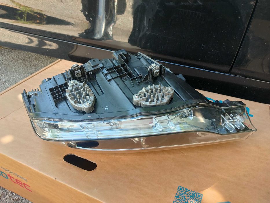 Adaptive FULL LED фарове за BMW f30/f31 facelift