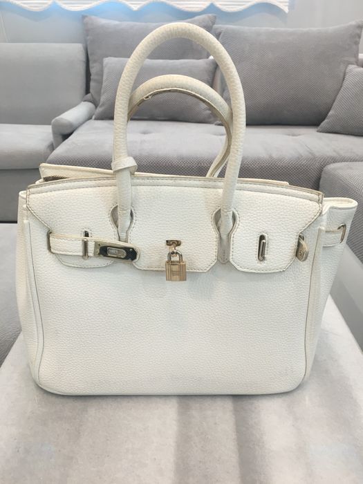 Чанти много малко използвани