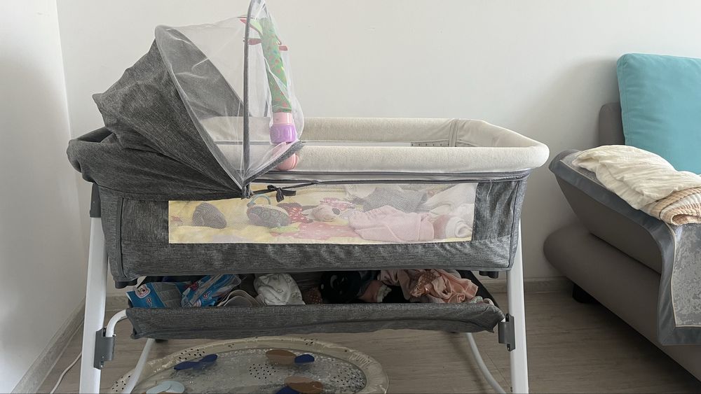 Продам детскую манеж-кровать
