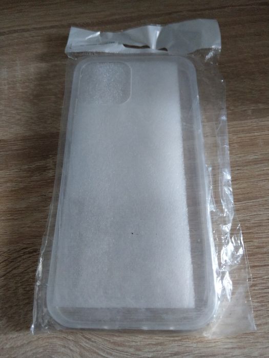 Huse noi sigilate 150 de lei toate