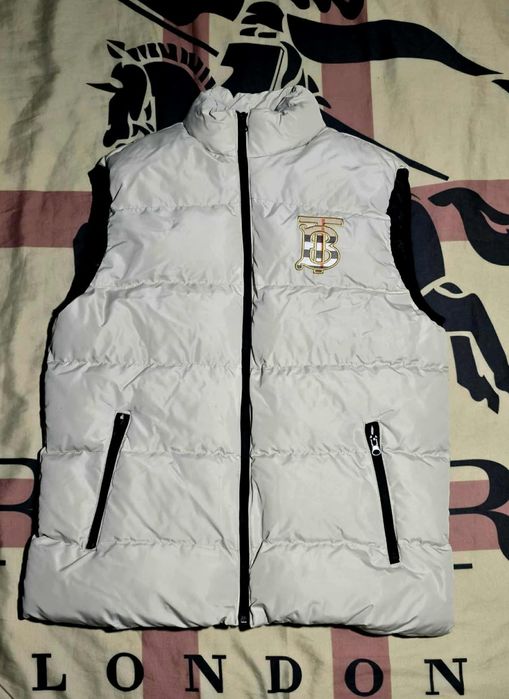 Елек Бърбъри - телесен цвят