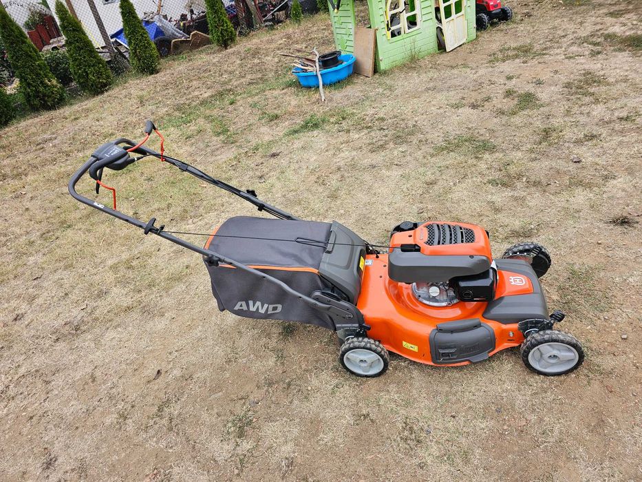 4х4 СамоХодна Косачка HUSQVARNA  .Honda. Като НОВА