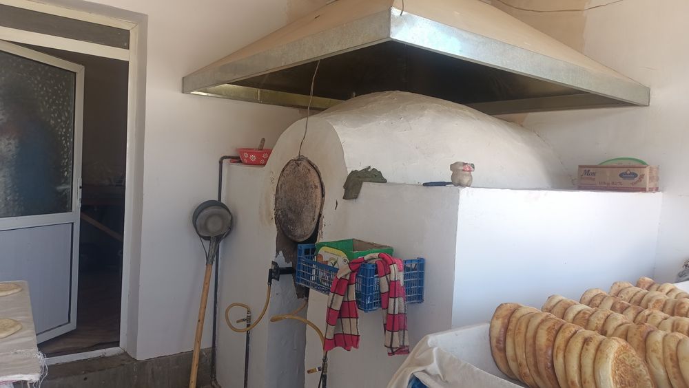 таёр бизнес сотилади