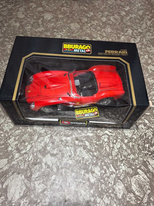 Ferrari 250 Testa Rossa (1957) Bburago 1/18