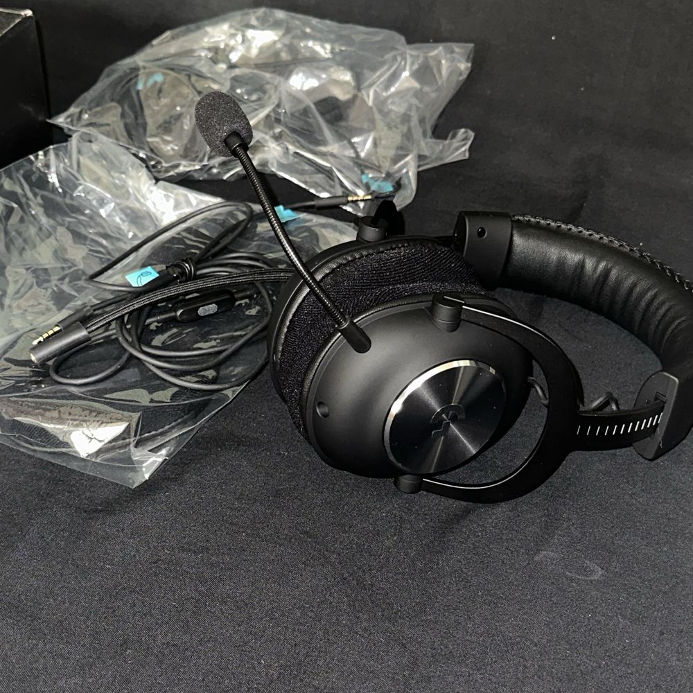 Logitech g pro x wired. Black