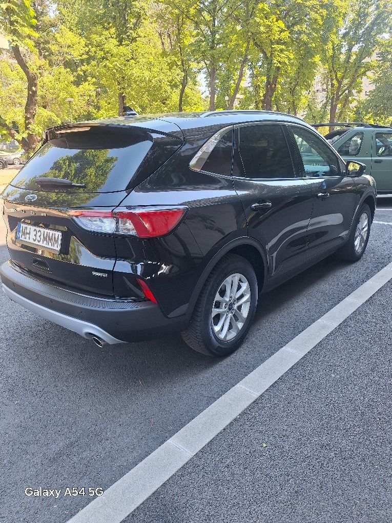 Ford kuga full hibrid 4x4 Titanim x