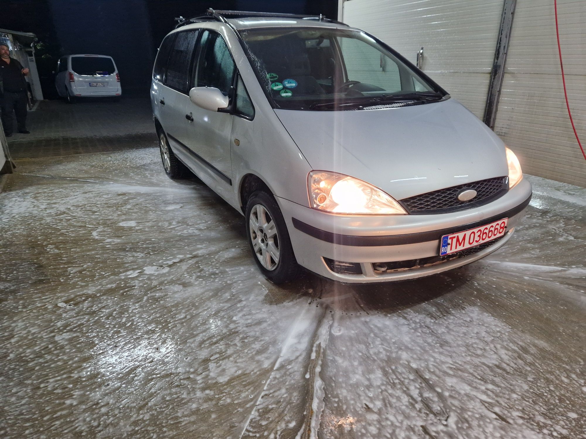 Vând ford Galaxy an 2005 motor 1,9