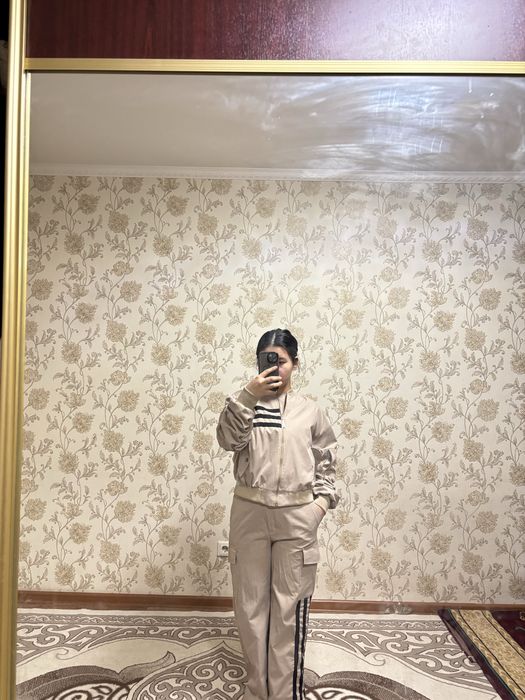 Спортивные одежда