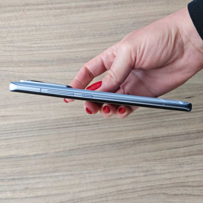 Телефон Xiaomi 12, 256 GB, RAM 8 GB, със счупени стъкла