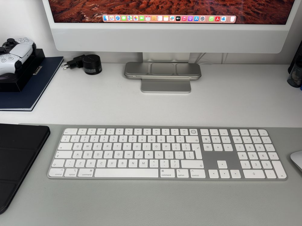 iMac 24 inch M1 2021 + magic keyboard