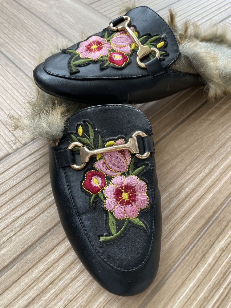 Стилни дамски чехли Gucci с пухкав изкуствен косъм, 38 номер