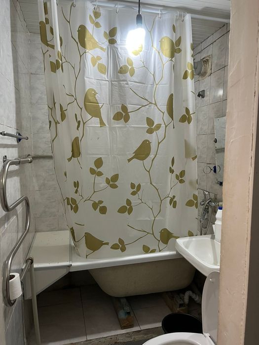 Сдается квартира на долгий срок 80000+комус в районе торгового базы