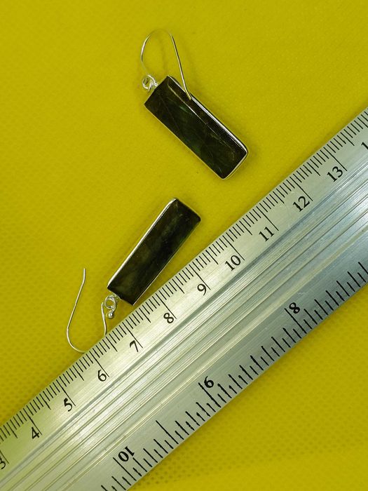 Cercei din argint cu labradorit fațetat – NOI