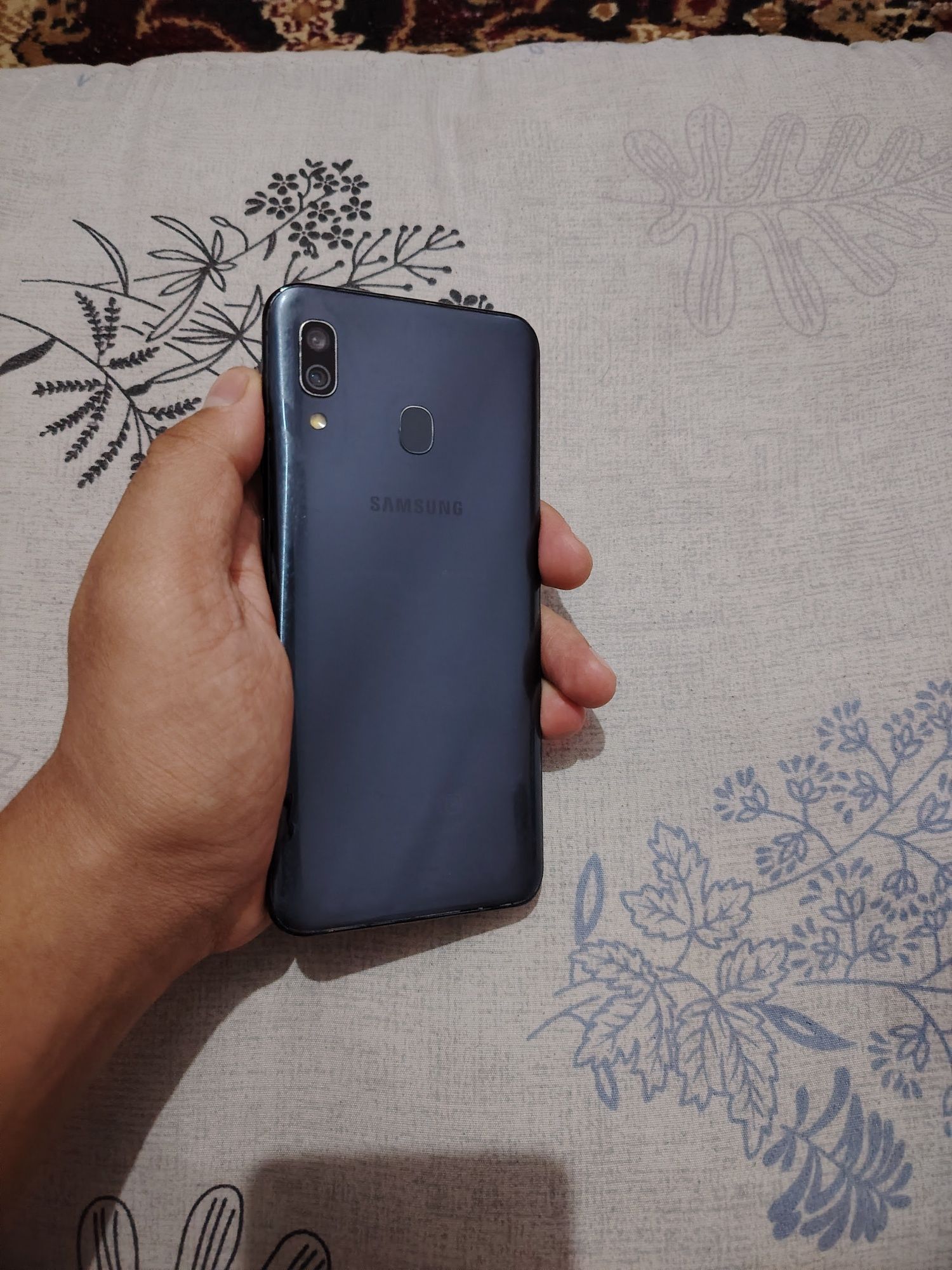 Samsung A30 holati Ideal zor