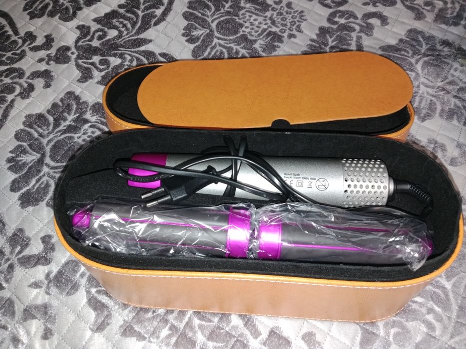 Дайсон.    Фен . Стайлер 5в1            .        .