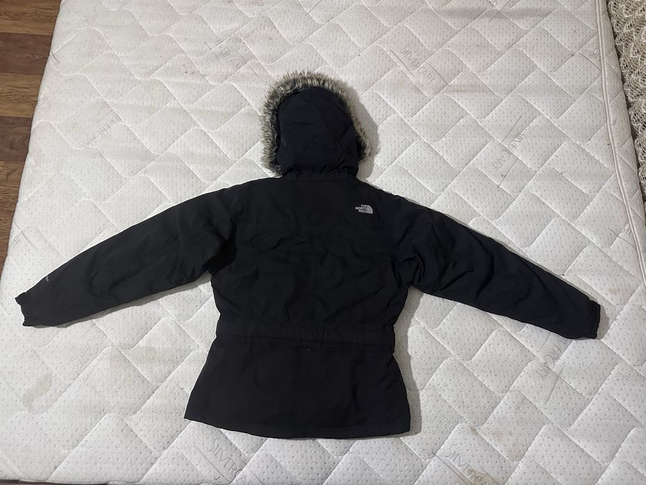 The North Face HyVent дамско яке гъши пух