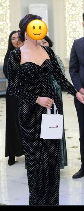 Нарядное платье черная