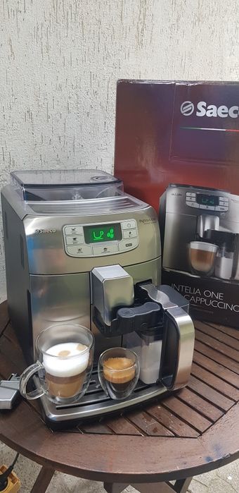 Каферобот Saeco Intelia EVO One Touch Cappuccino Inox. Обслужен изцяло