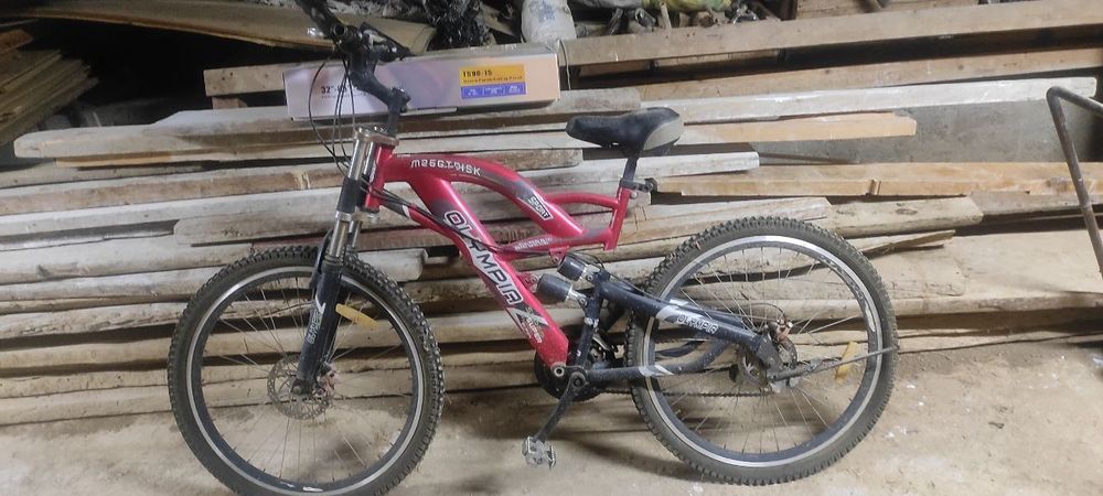 Самокат ва велосипед сотилади