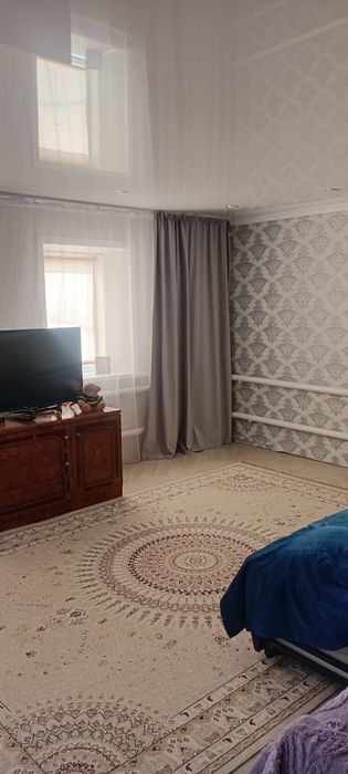 Продам дом . Район 2 рабочий
