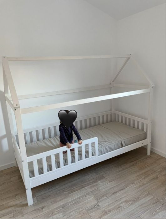 Pat Montessori tip casuta Alcube 90x200 – Alb