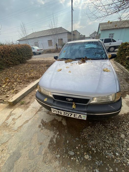 Moshinani oldi orqasi yonboshi xammayogʻi butuni yorilmagan