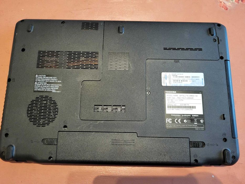 Toshiba Satellite C660D 15.6" CPU AMD E-300 1.3 GHz 8Gb DDR3 256Gb SSD