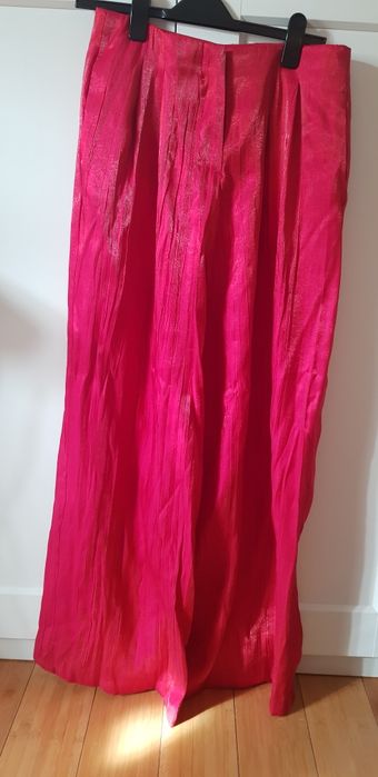 Costum satinat Zara marimea M