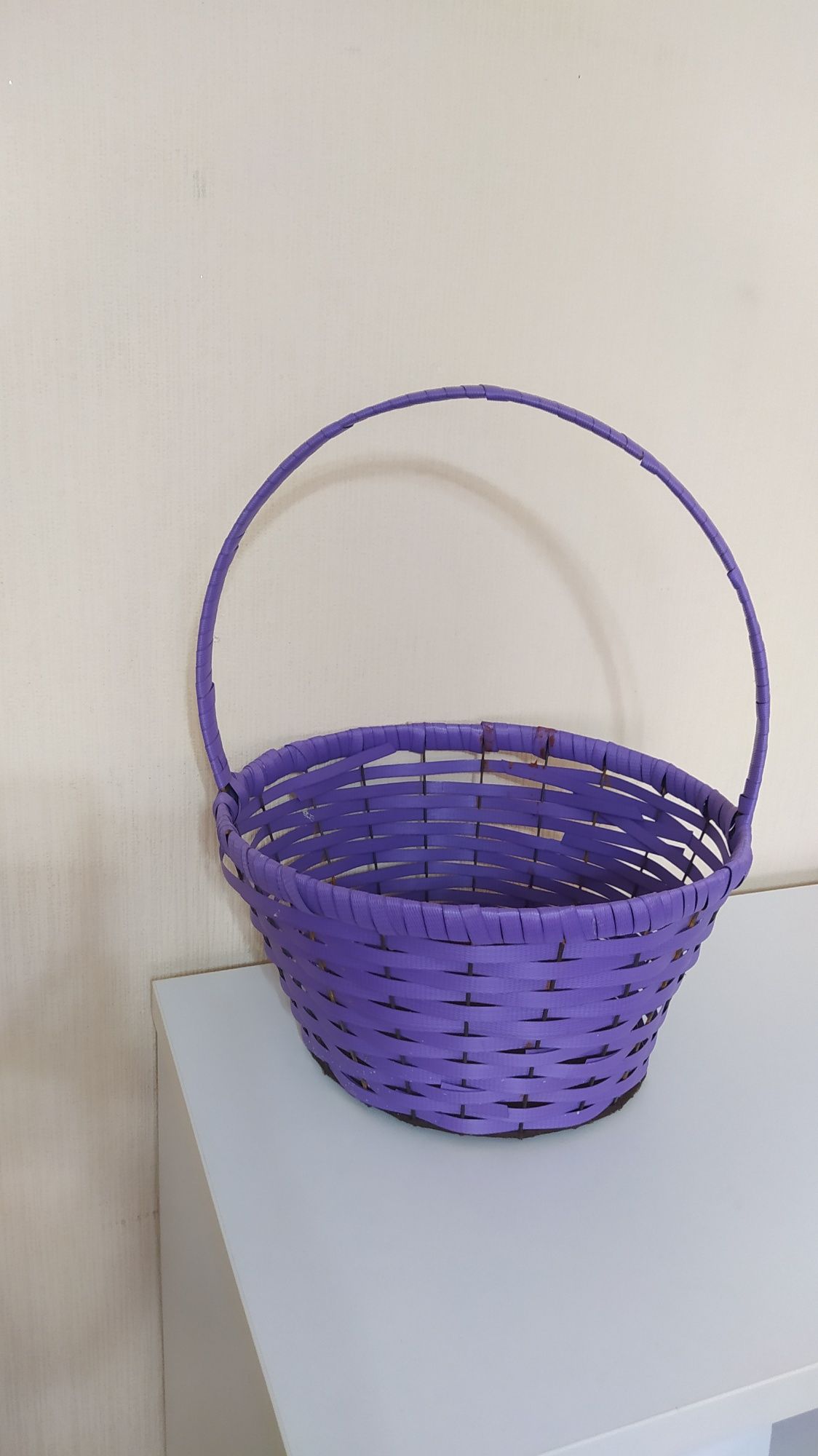 Корзины для фруктов и цветов.