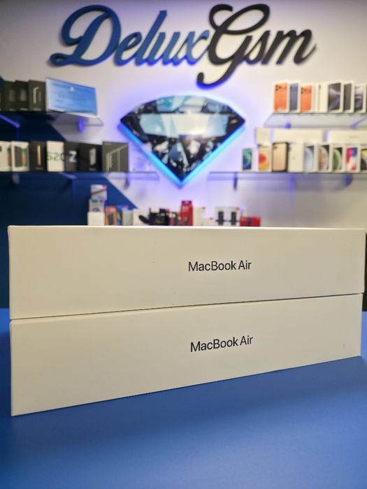 MacBook Air / M4 / 16 GB / 13" / sigilat / Midnight / DeluxGSM