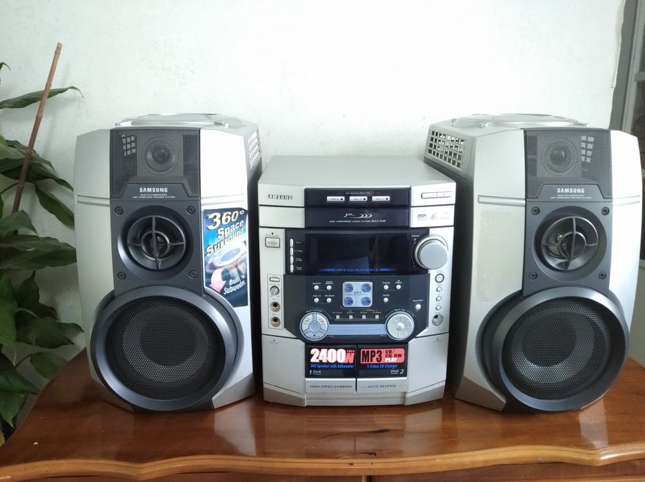 Продам музыкальный центр Самсунг