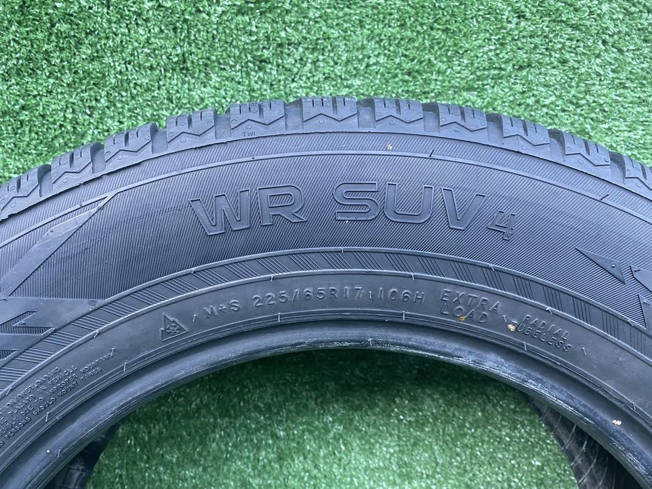 Set 4 anvelope iarna Nokian WR SUV 4 225 65 R17 106H Dot 2821 5,4mm