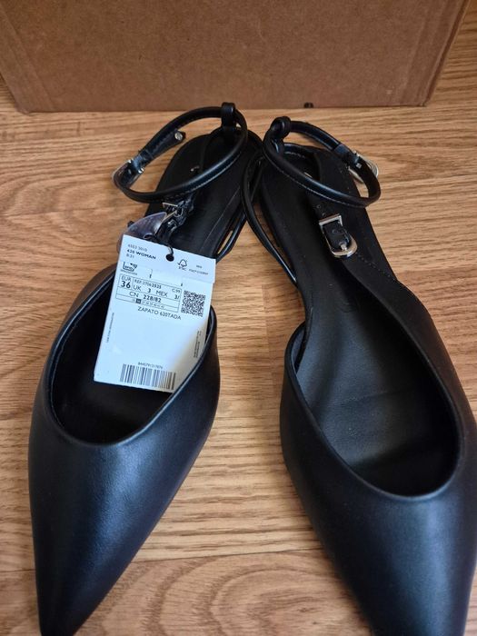 Черни обувки Mango